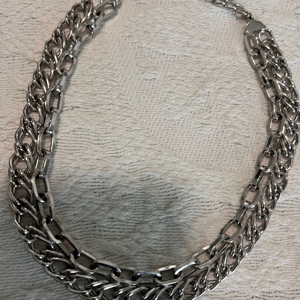 Elegant Silver Chain Necklace